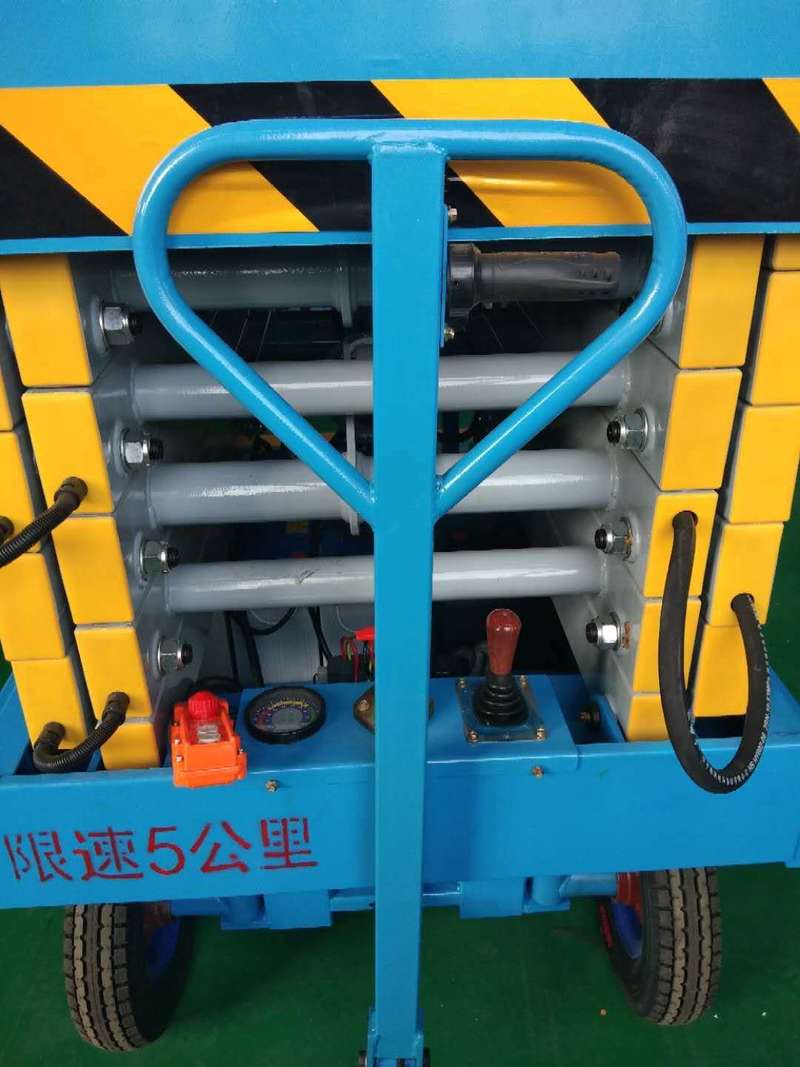 云浮辅助行走式升降平台